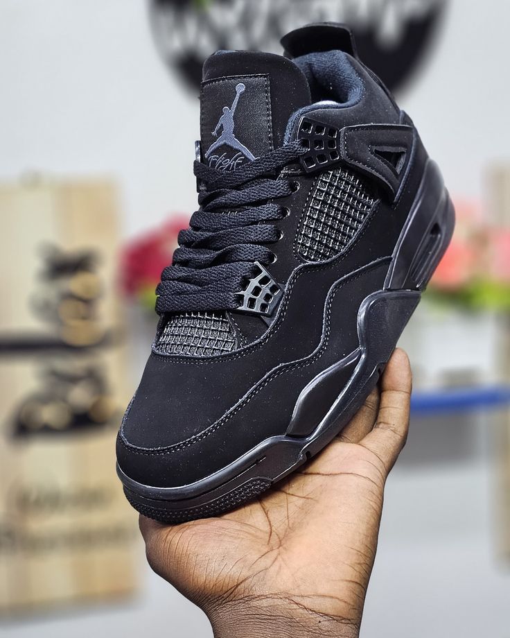 Air Jordan 4 Retro Black Cat