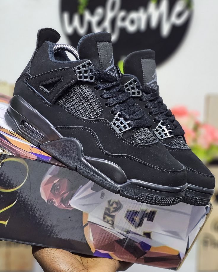 Air Jordan 4 Retro Black Cat