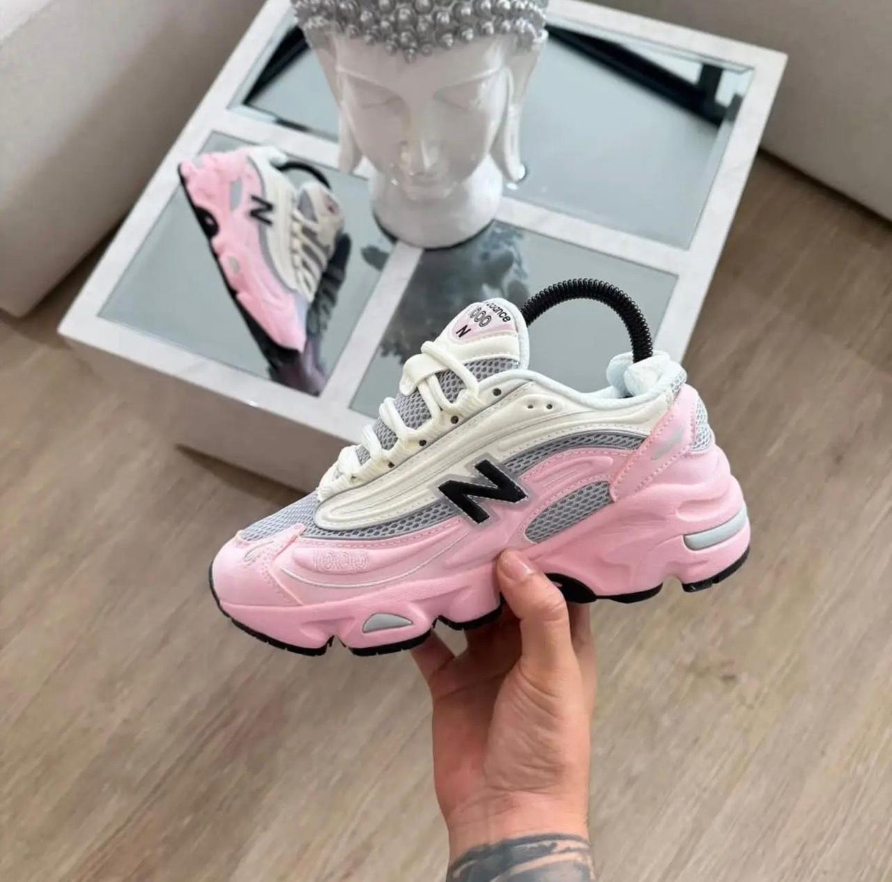 New Balance 1000 Pink Grey